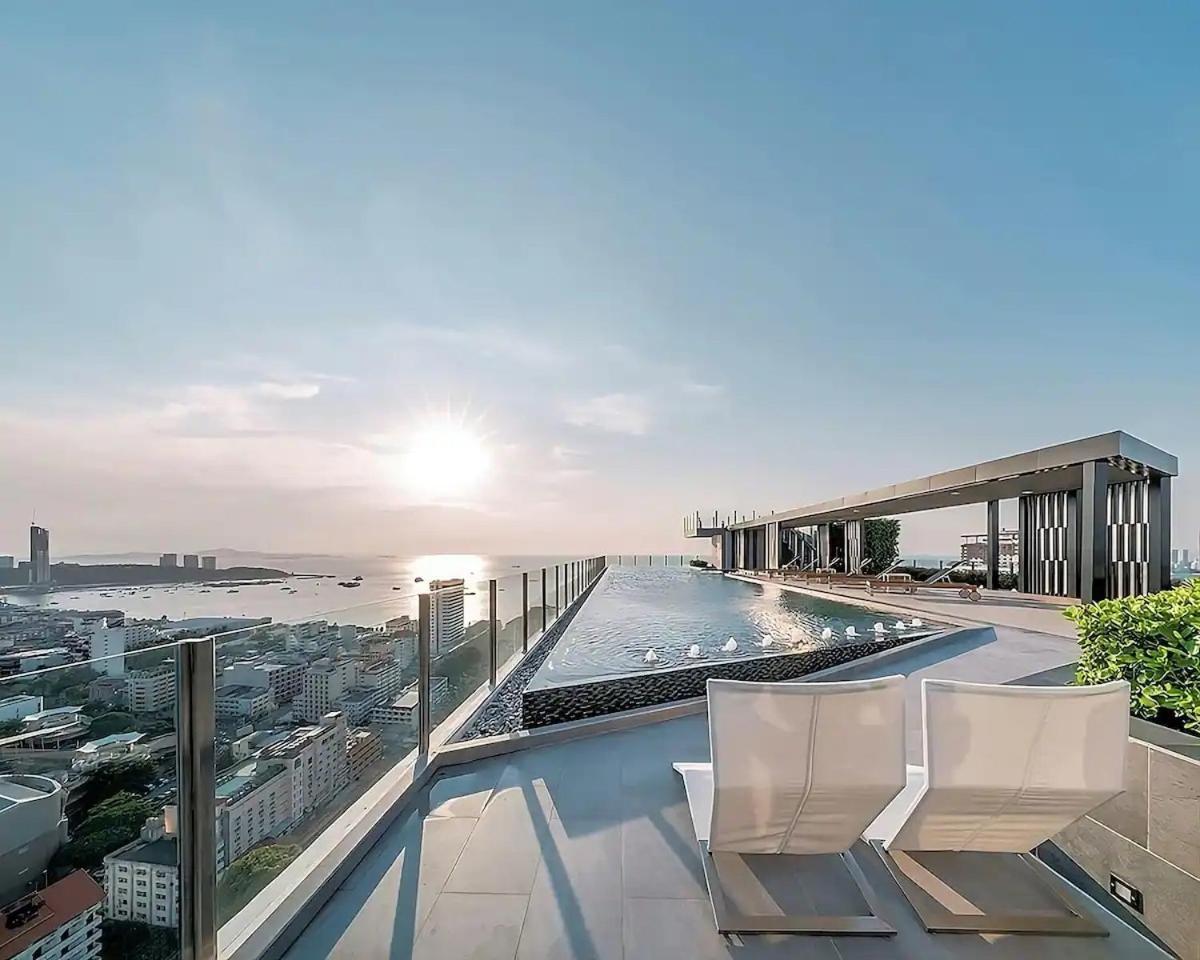 Great Location With Infinity Pool - Central Pattayaアパートメント エクステリア 写真